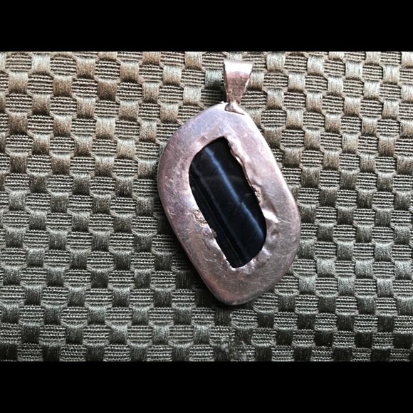 Black Agate Cabochon Pendant - Picture 2 of 4